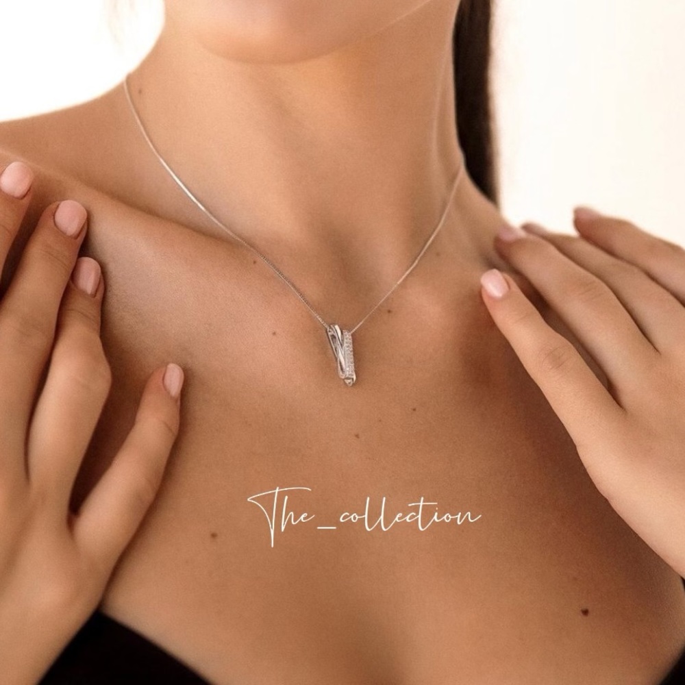 STERLING SILVER CROSS DIAMOND PENDANT NECKLACE - Picture 5 of 5